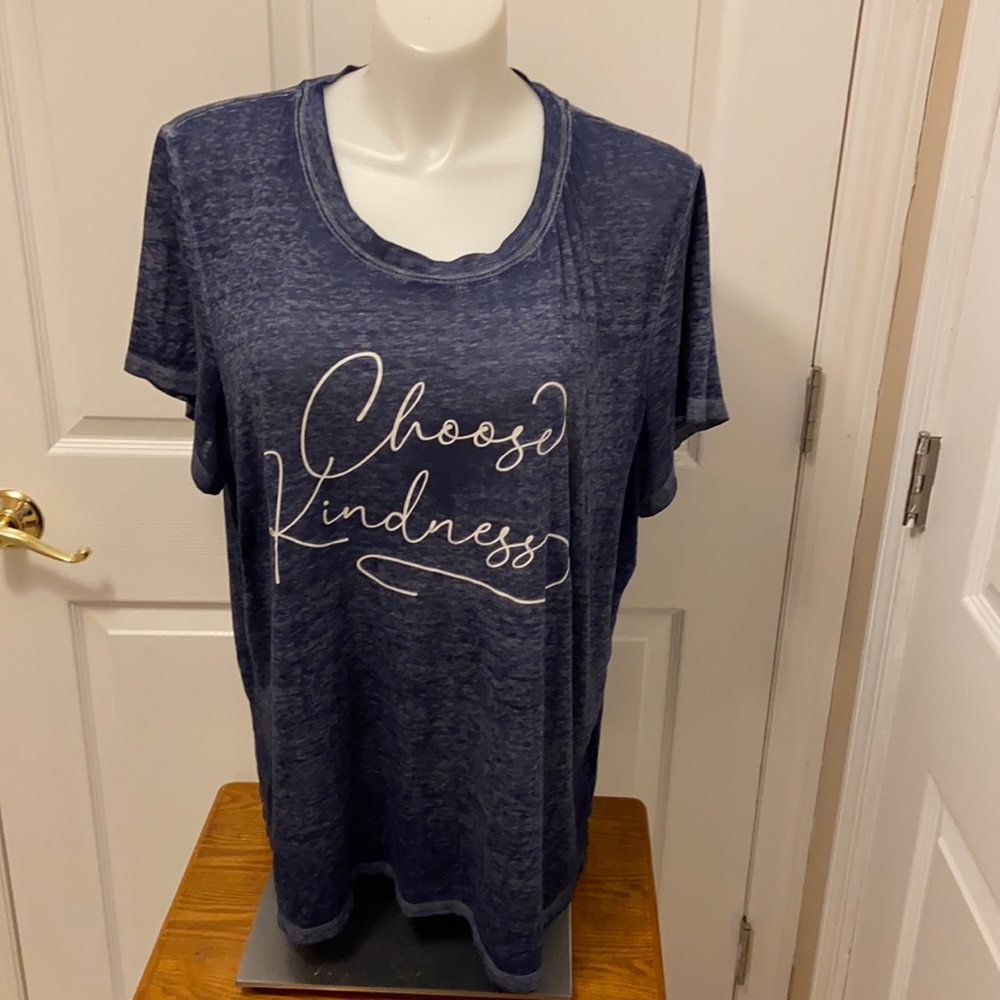 Women’s 3x short sleeve dark denim blue top. On front says choose kindness.
